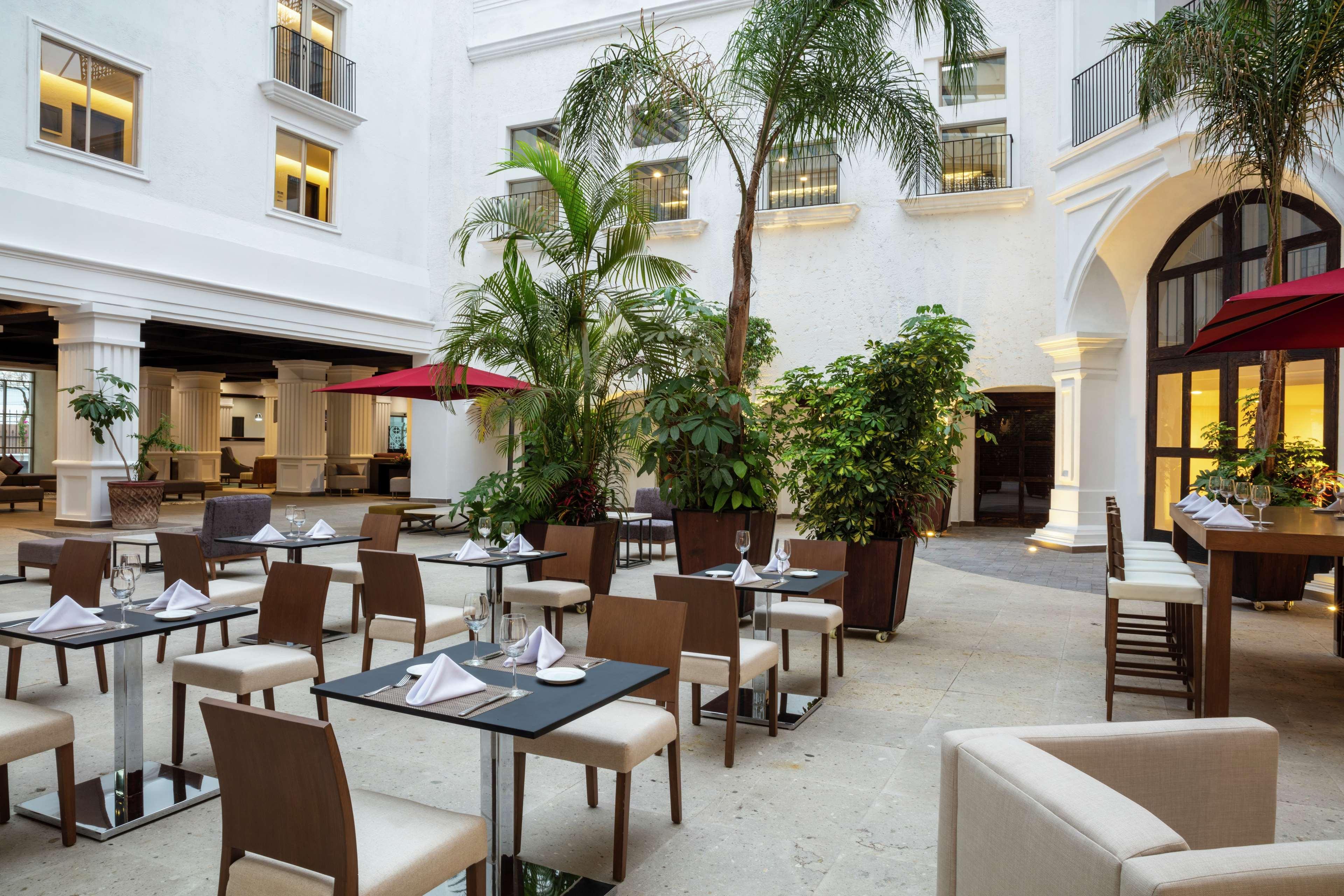 Hotel Doubletree By Hilton Toluca Zewnętrze zdjęcie