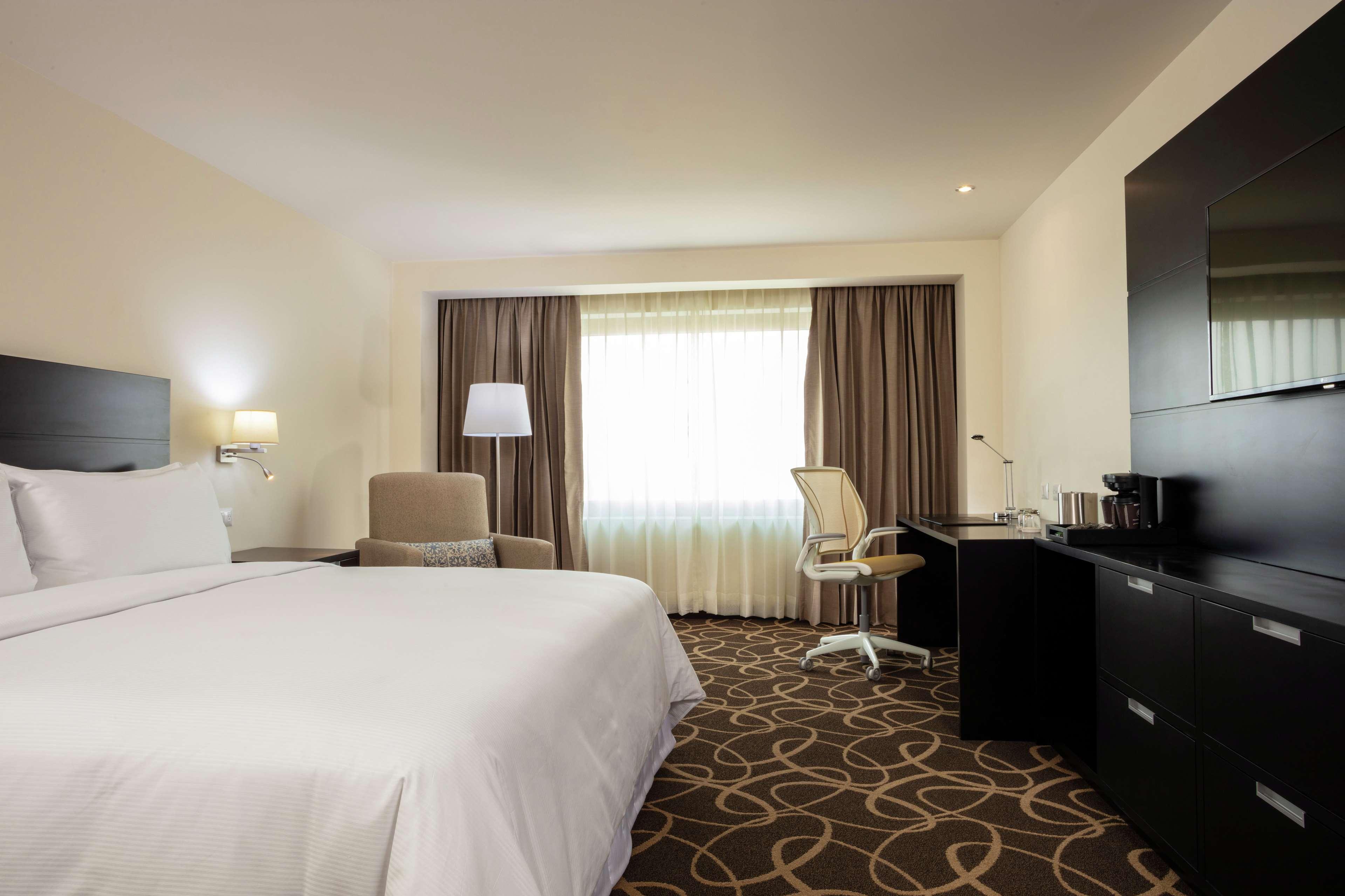 Hotel Doubletree By Hilton Toluca Zewnętrze zdjęcie