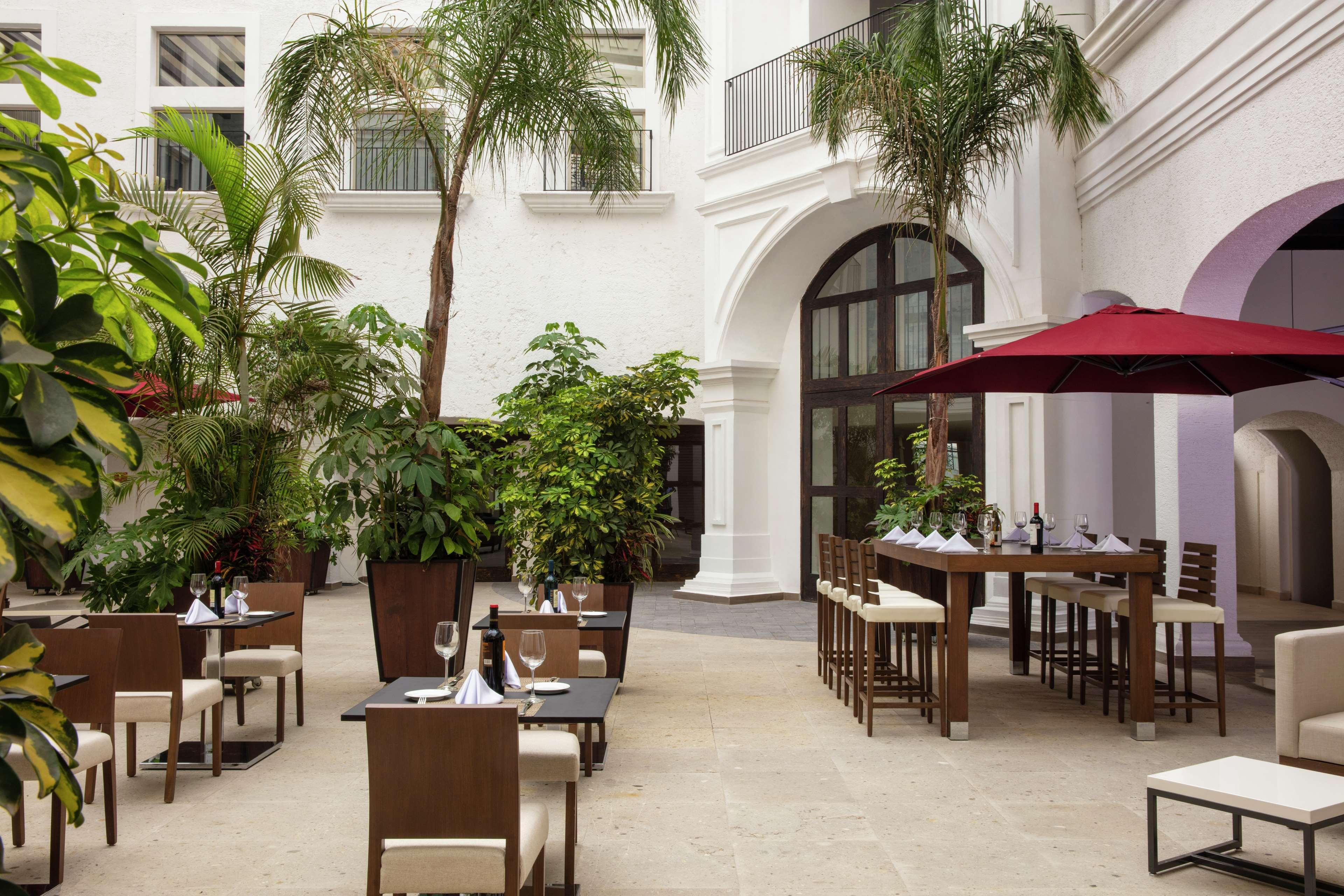 Hotel Doubletree By Hilton Toluca Zewnętrze zdjęcie