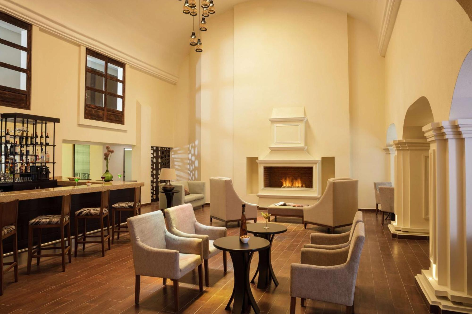 Hotel Doubletree By Hilton Toluca Zewnętrze zdjęcie