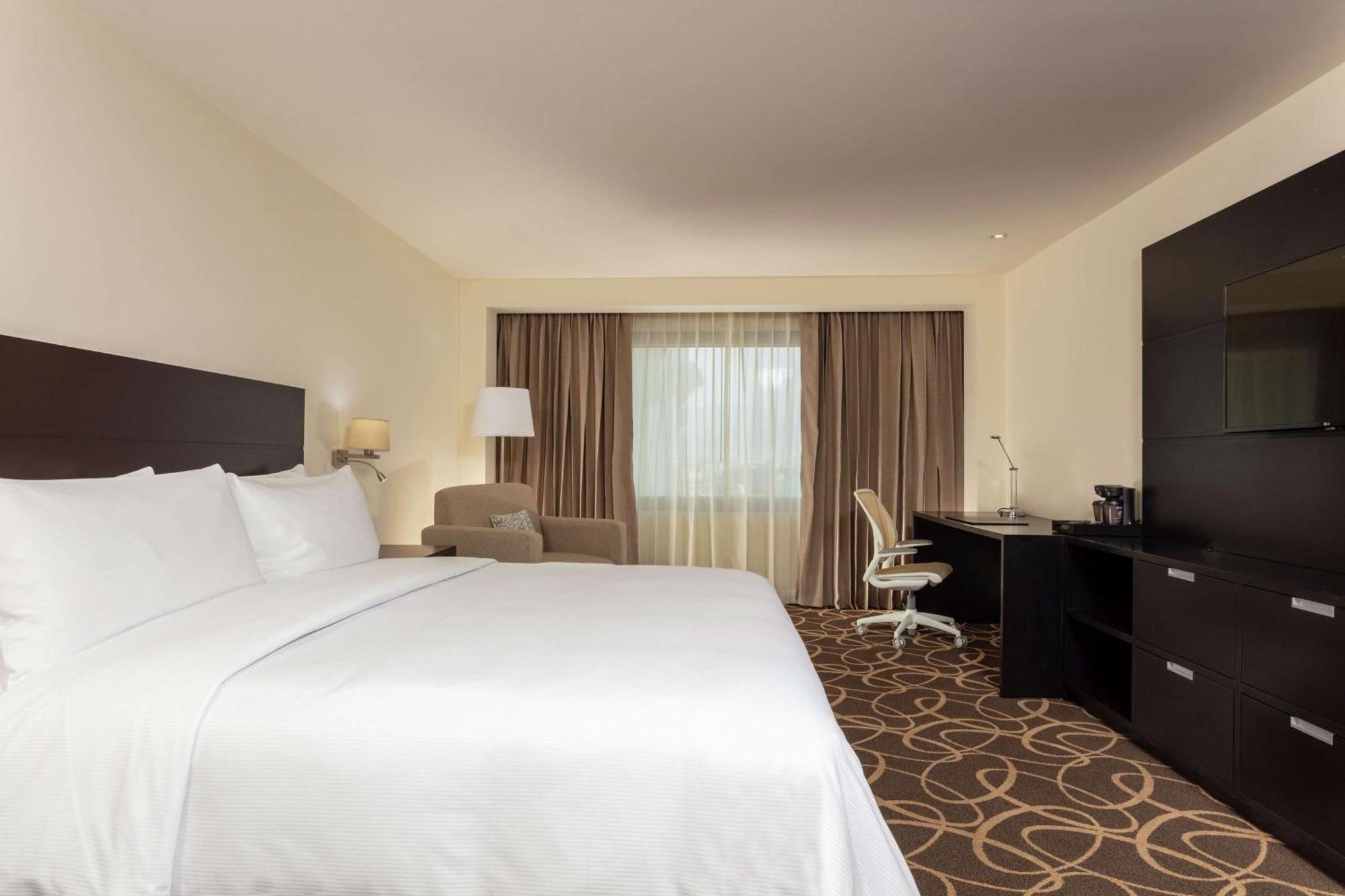 Hotel Doubletree By Hilton Toluca Zewnętrze zdjęcie