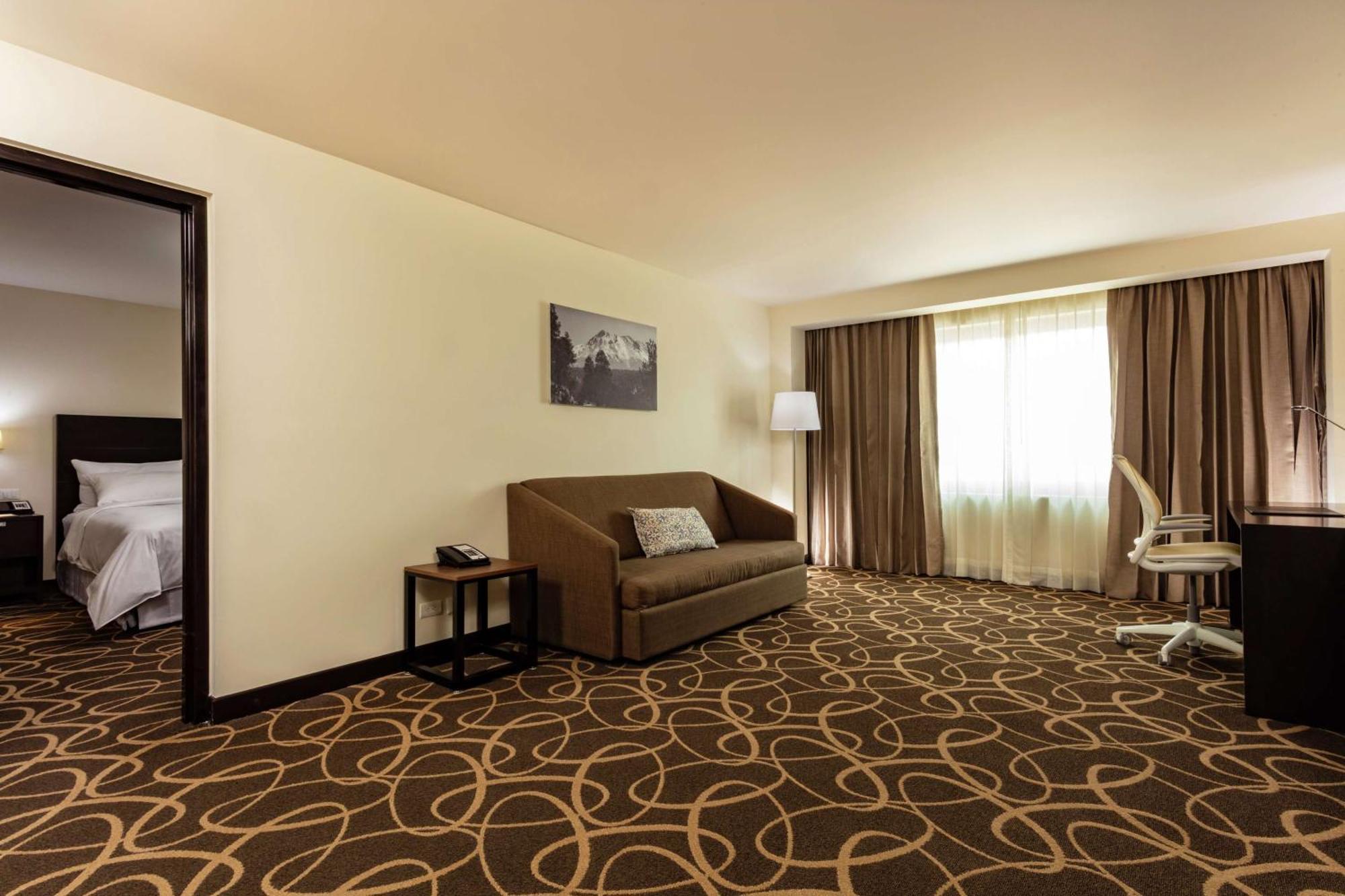 Hotel Doubletree By Hilton Toluca Zewnętrze zdjęcie