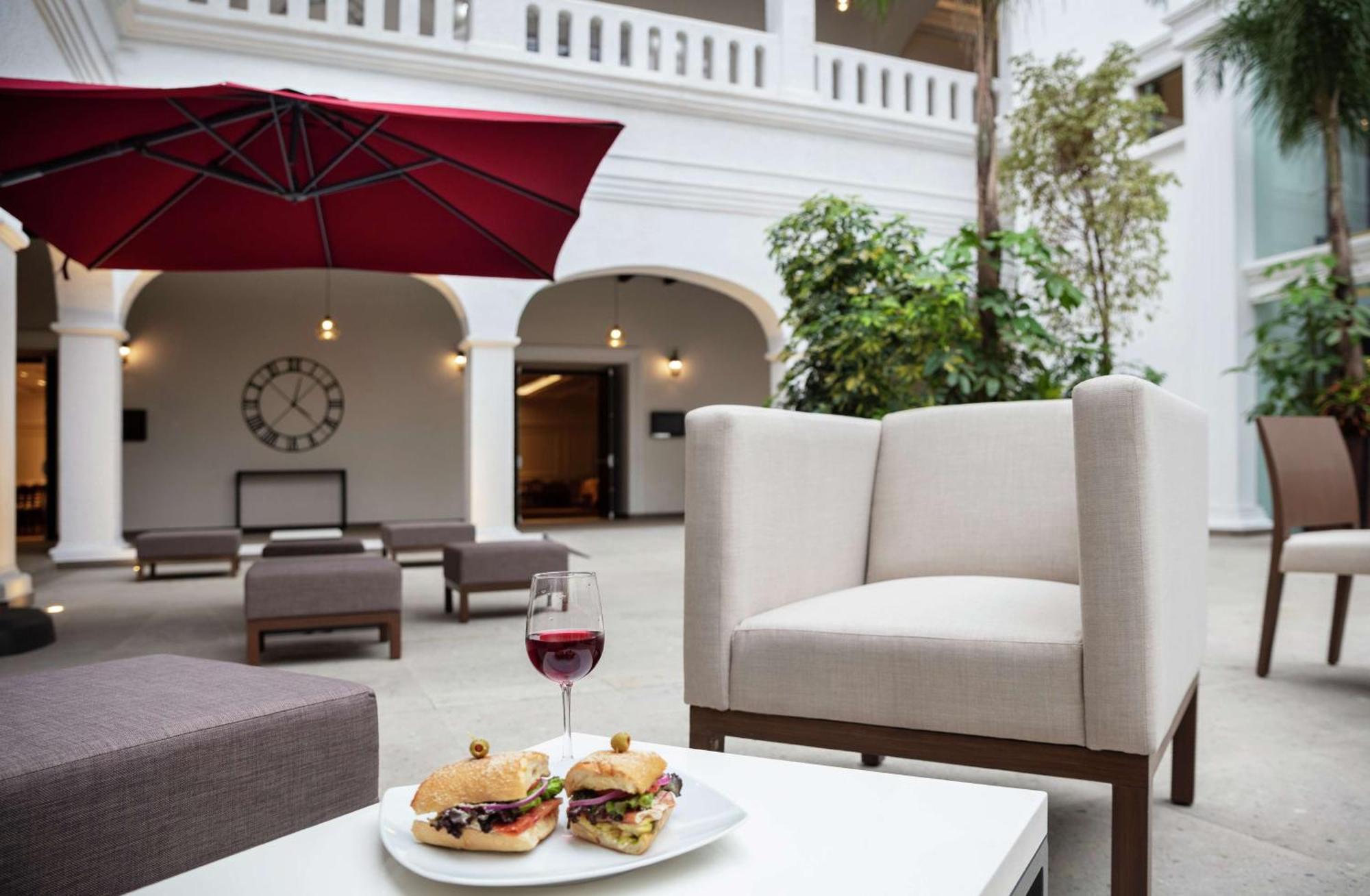 Hotel Doubletree By Hilton Toluca Zewnętrze zdjęcie